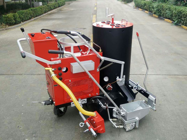 AC-SPT thermoplastic road marking machine 01