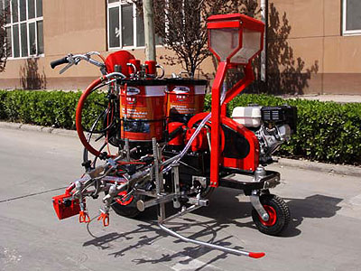 Cold paint or cold plastic airless pavement marking machine